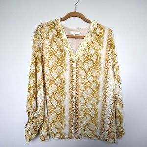 Entro long sleeve blouse